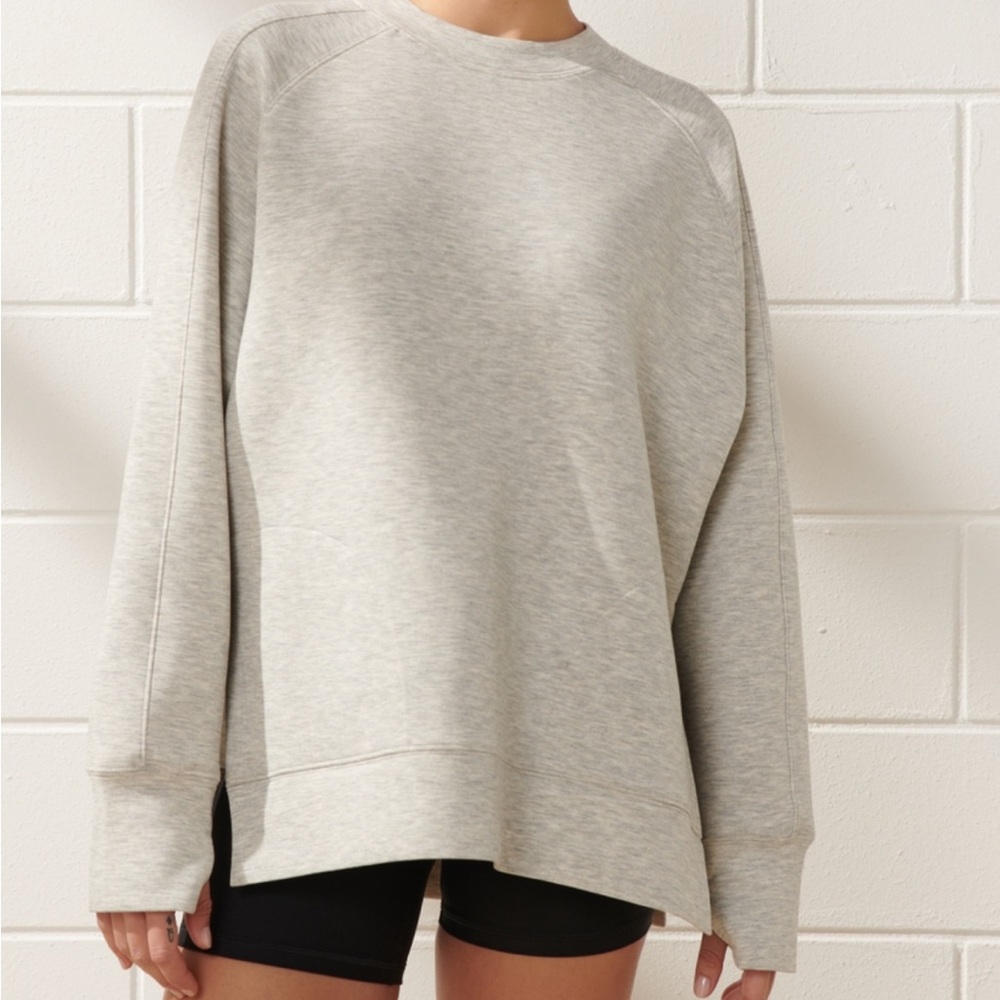 Abercrombie YPB neo-knit legging friendly crew sweatshirt